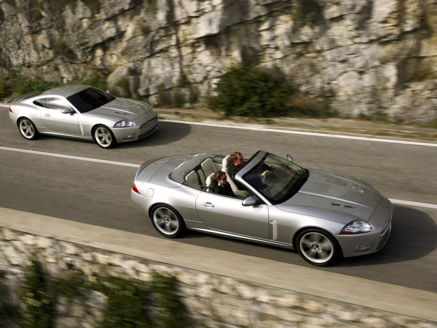  Jaguar XKR Convertible 2007 года  (фото 30 из 52)